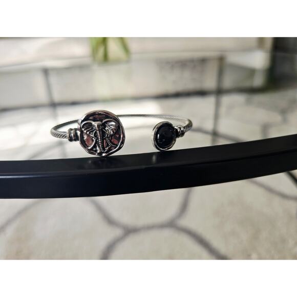 Bansri Silver Elephant Bangle Bracelet New - Picture 1 of 4